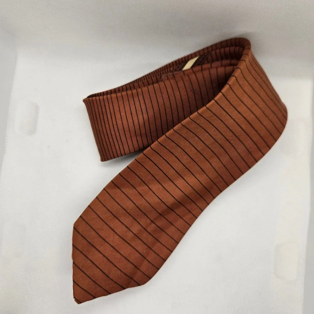 Hause & Hall‎ Brown Striped Tie with Subtle Pattern Vintage Menswear Beeville TX